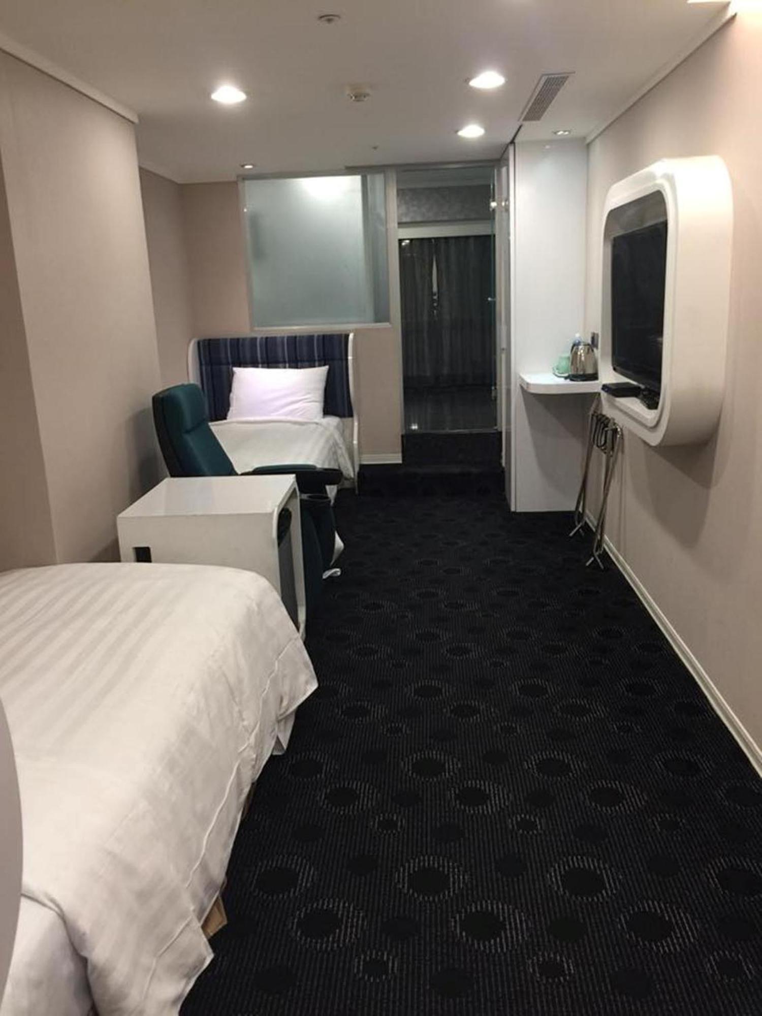 Ximen Airline Hotel Тайбэй Экстерьер фото