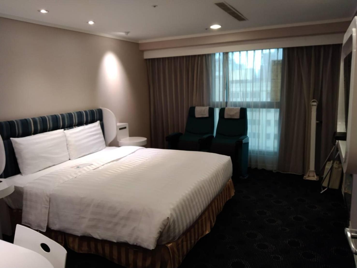 Ximen Airline Hotel Тайбэй Экстерьер фото