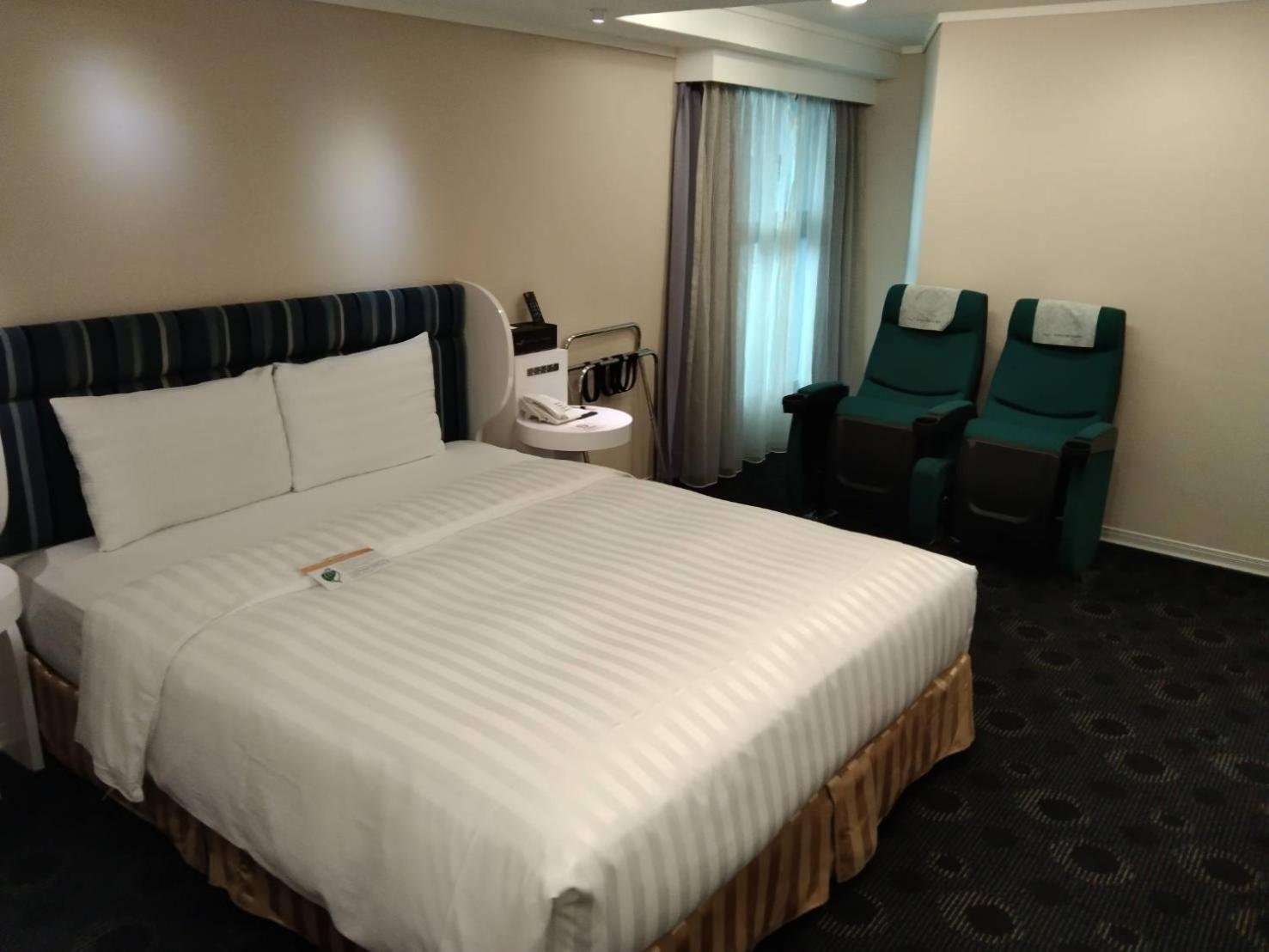 Ximen Airline Hotel Тайбэй Экстерьер фото