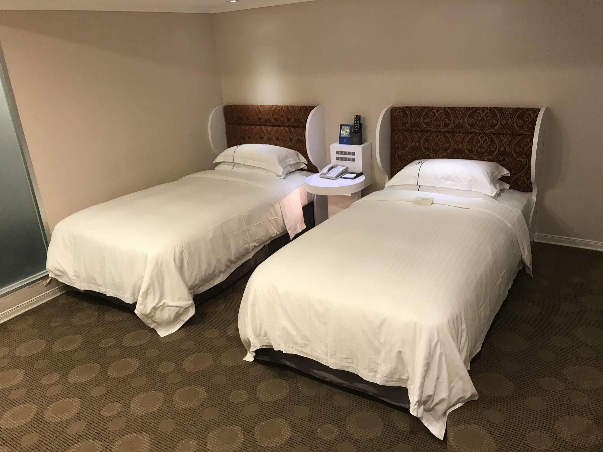 Ximen Airline Hotel Тайбэй Экстерьер фото