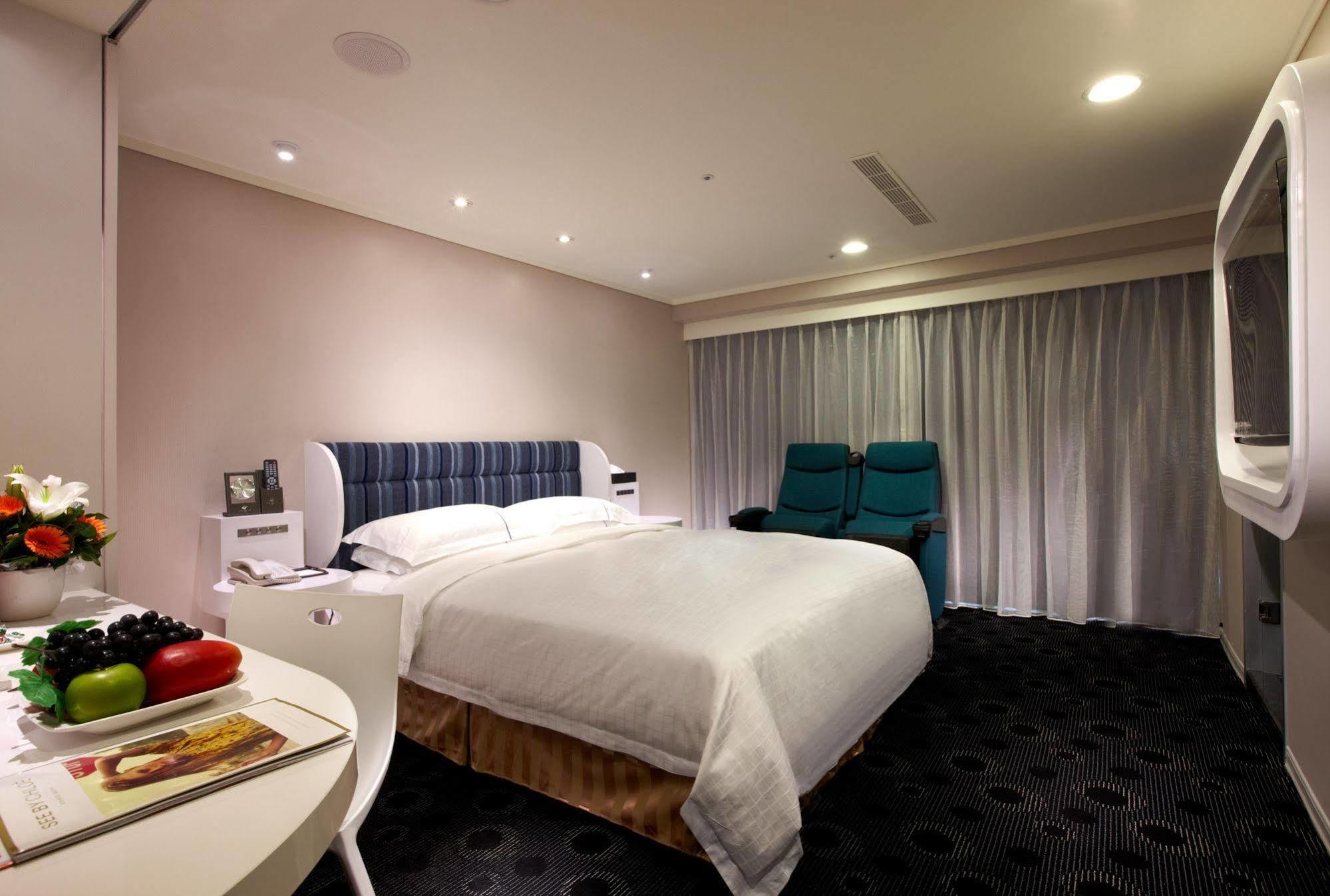 Ximen Airline Hotel Тайбэй Экстерьер фото