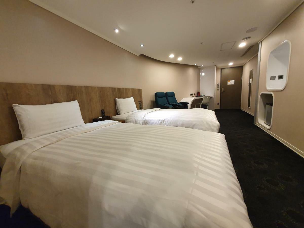Ximen Airline Hotel Тайбэй Экстерьер фото